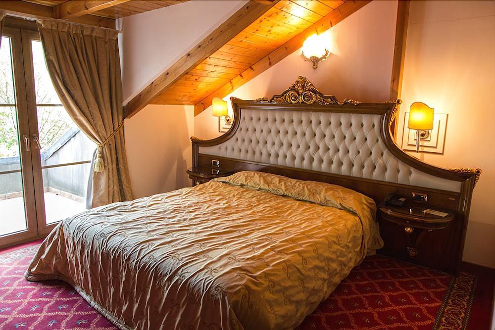 Alexios Hotel 이오아니아 외부 사진